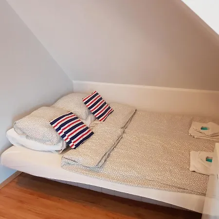 Balaton לינה וארוחת בוקר